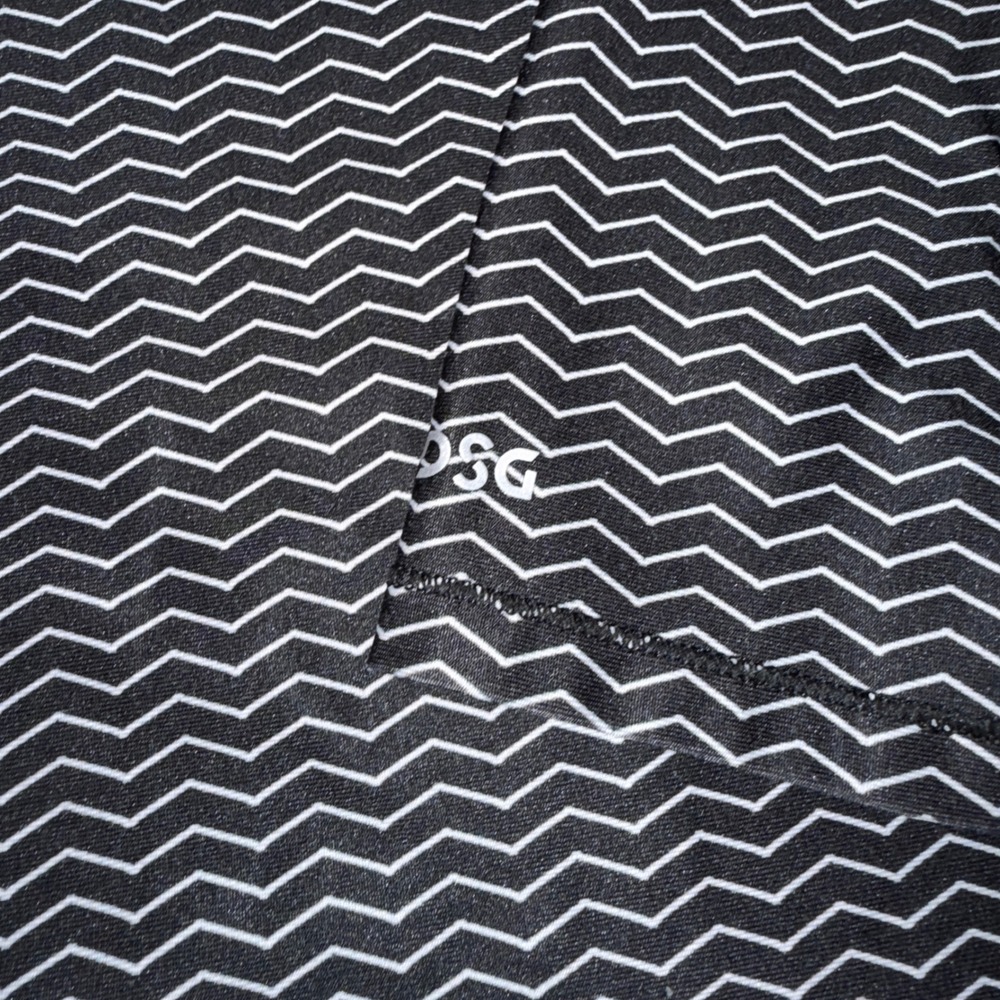 DSG Women's Black White‎ Chevron Print 1/4 Zip Long Sleeve Athletic Top 2X - Picture 2 of 6